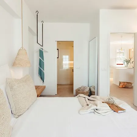 Golondrinas Arenal - Adults Only